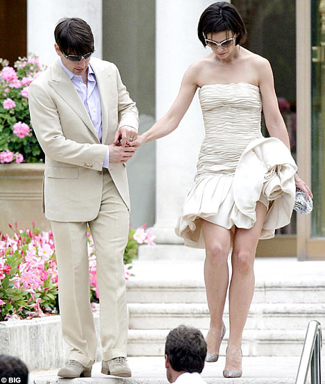 katie holmes wedding. katienotpreg.jpg