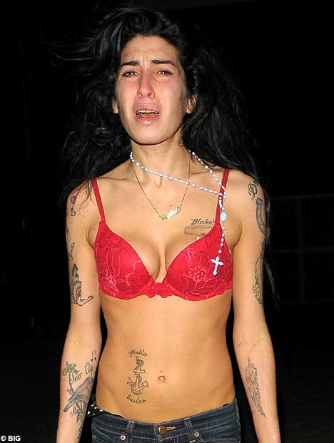 amywinehousebig_468×621.jpg