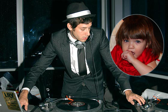 markronsonsuri.jpg