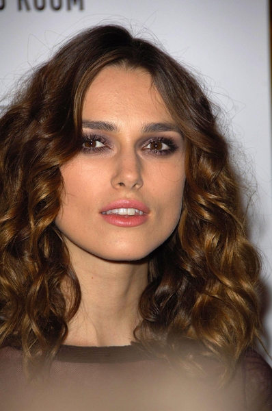 Look here's our lovely Keira Knightley - cor! what a pair she's got, ay!