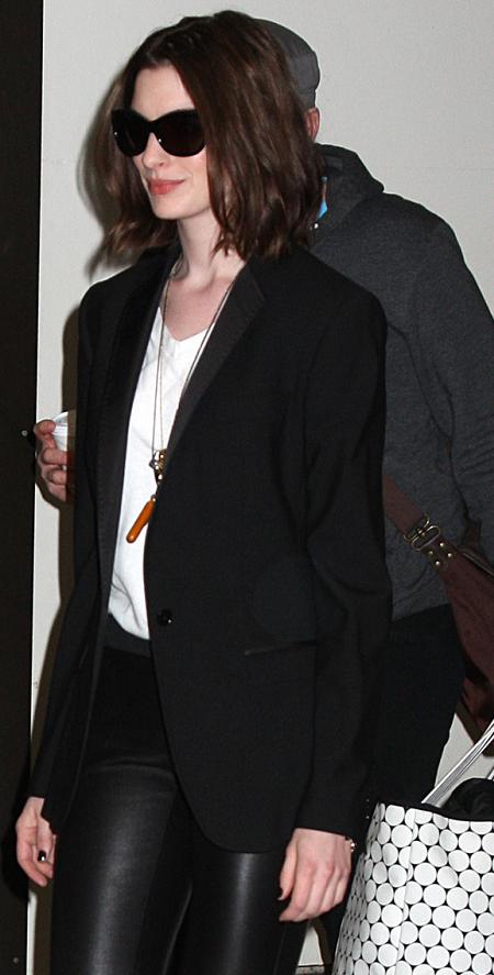 anne hathaway hair bob. anne hathaway hair bob