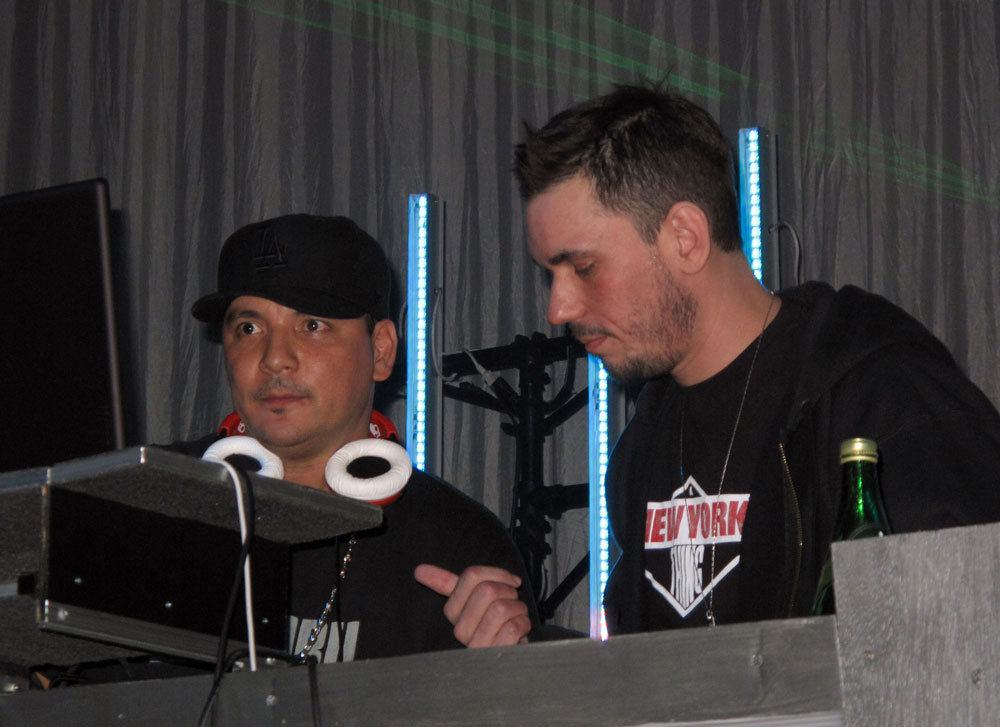dj am welcome back
