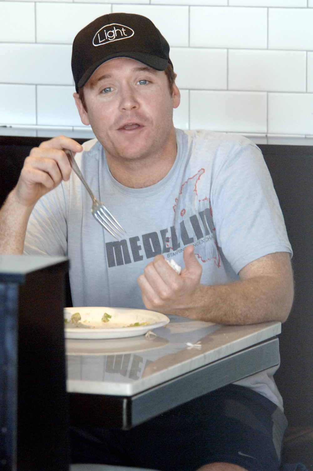 Kevin Connolly of the hit television series Entourage grabs a bi