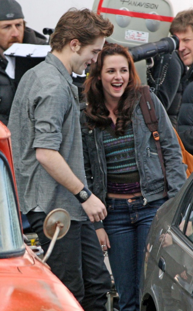 nikki reed and robert pattinson dating. These Robert Pattinson/Kristen