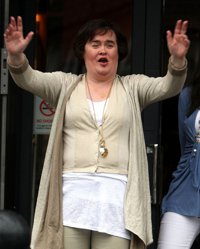 susan boyle shopping 050609