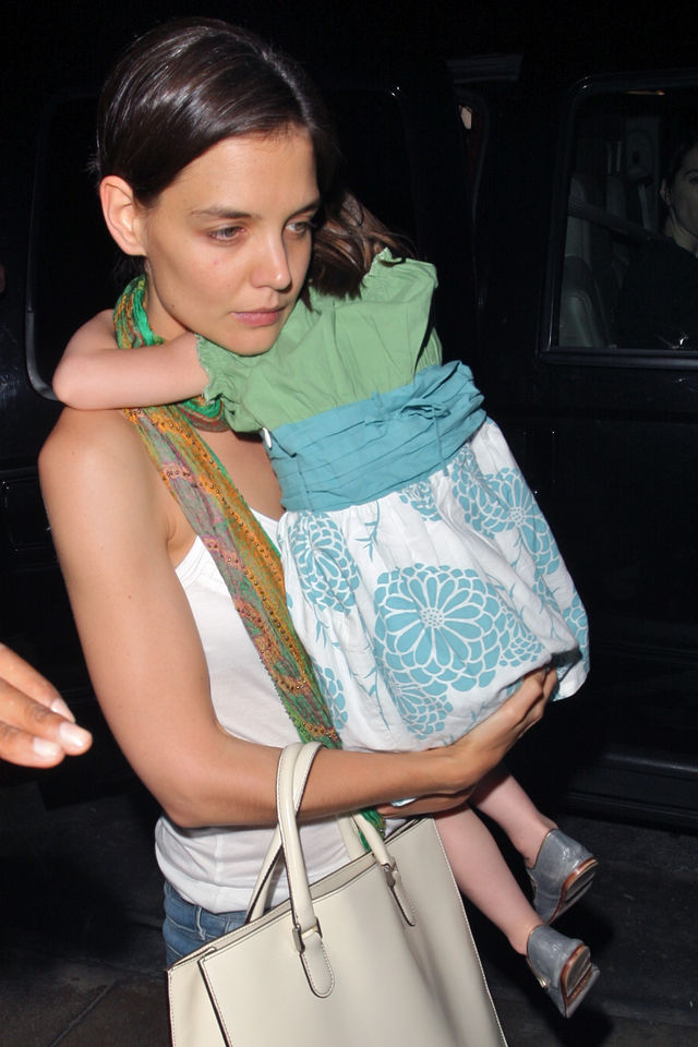 katie holmes shopping 2 120609