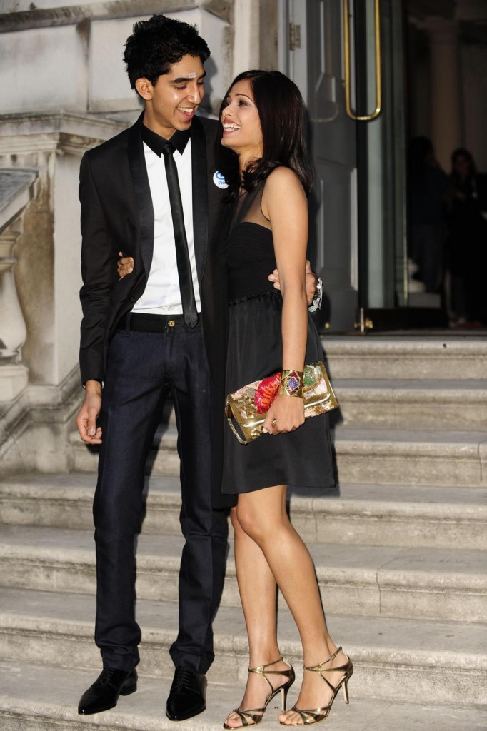 Dev+patel+and+freida+pinto+kissing+pictures