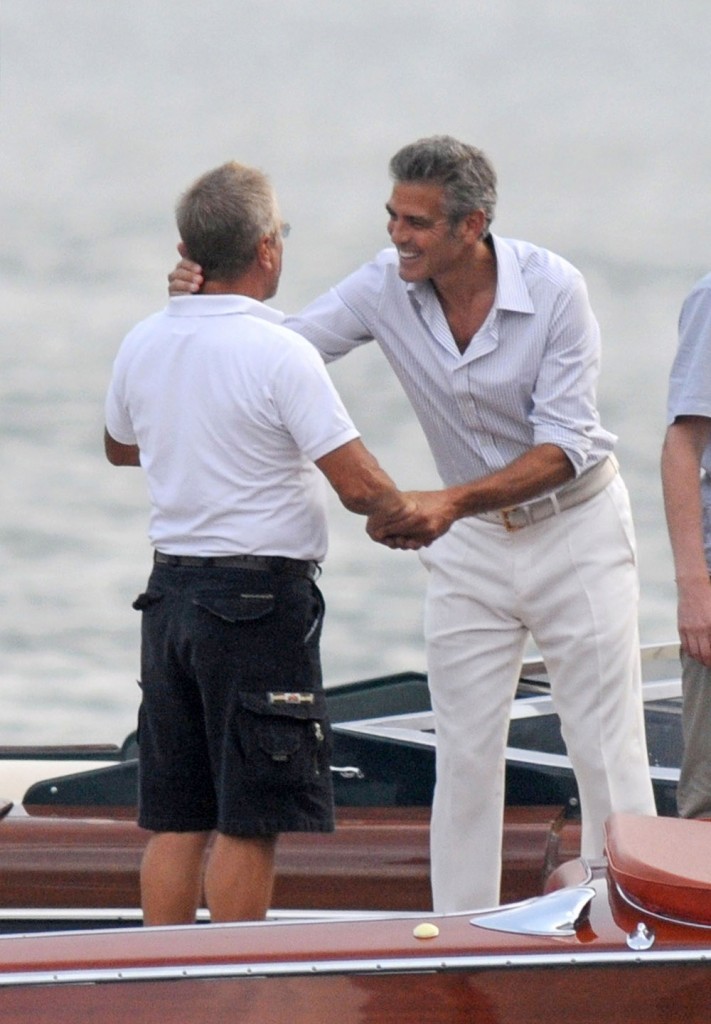 It could be a sex thing, for all we know. It seems George Clooney broke his ... 90815x3 clooney b gr 07 711x1024 Extreme Teen 32