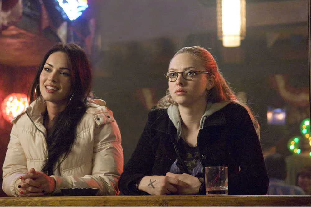 Video of Megan Fox and Amanda megan fox and amanda seyfried kiss. Video of Megan Fox and Amanda
