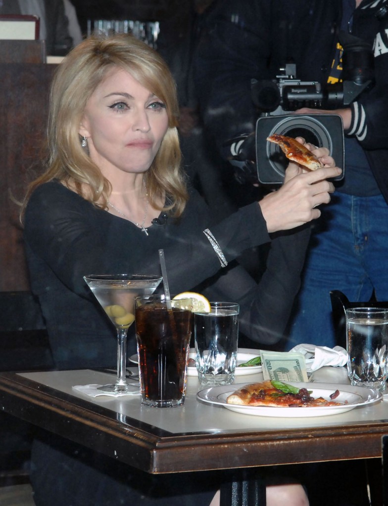 fp_3711746_madonna_pizza_aa