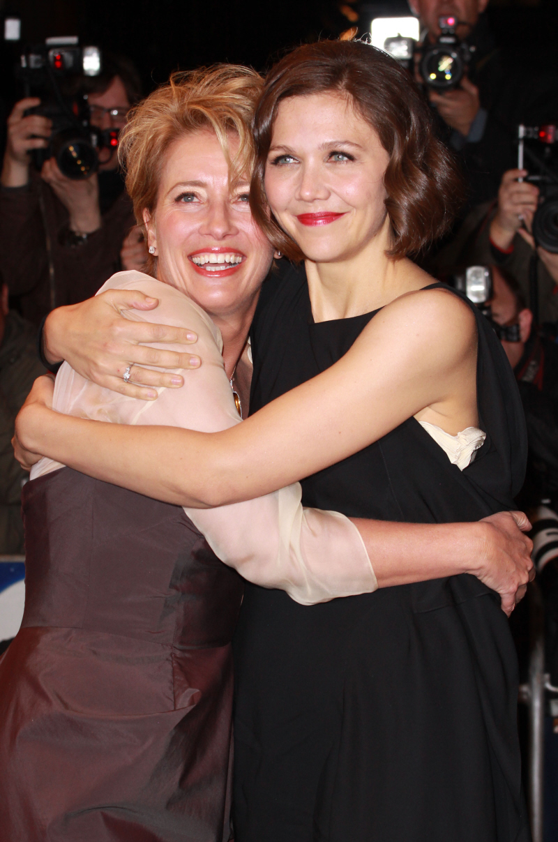 Emma Thompson＆Maggie Gyllenhaal　ＨＵＧ！