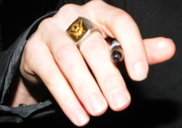 http://www.celebitchy.com/wp-content/uploads/2010/03/ring-closeup.jpg