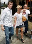 fp_4979123_spears_britney_mac_051010