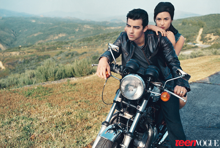 Demi Lovato and Joe Jonas in Teen Vogue, August 2010. Деми Ловато.