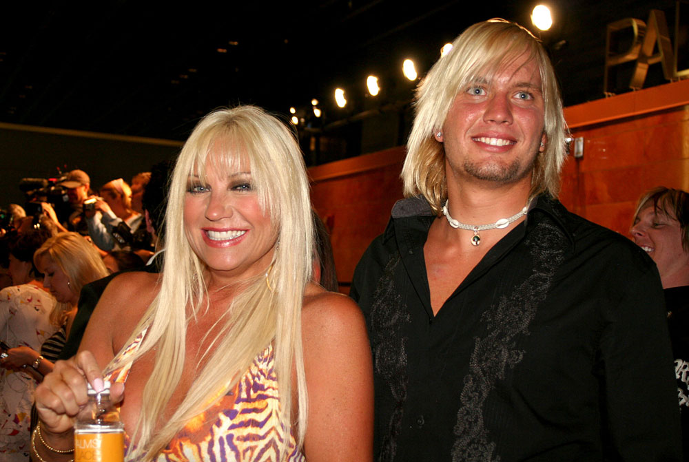 linda hogan boyfriend 2011. 2011 linda hogan boyfriend