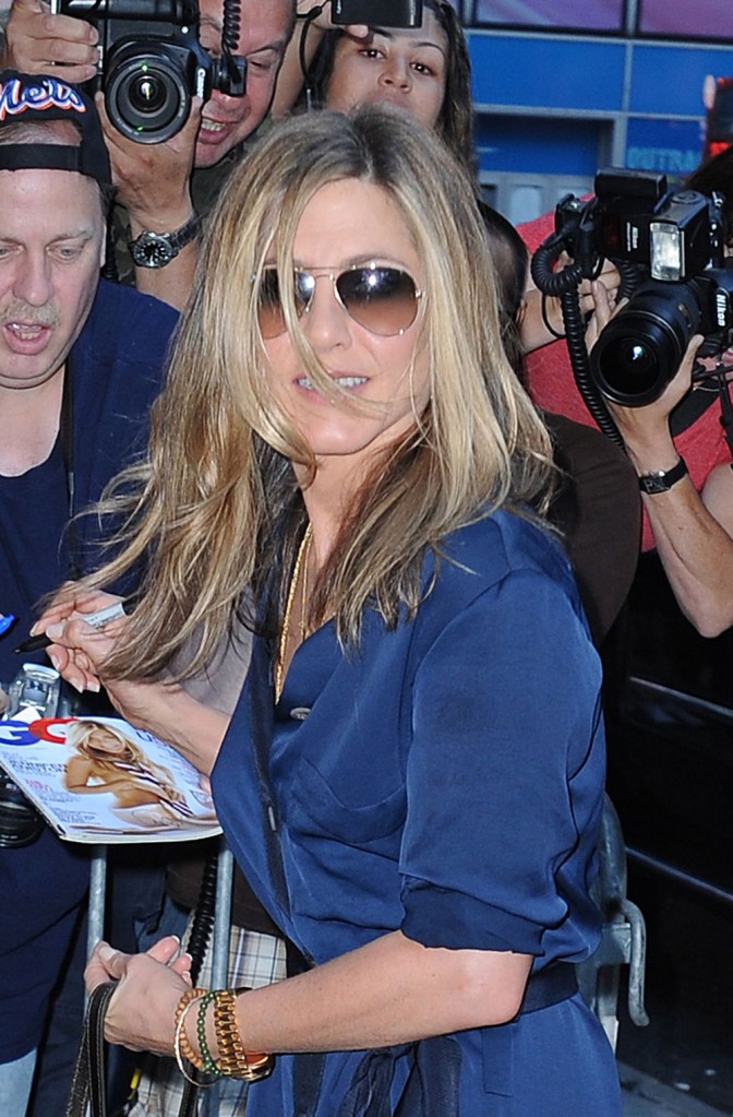 fp_5598203_aniston_jennifer