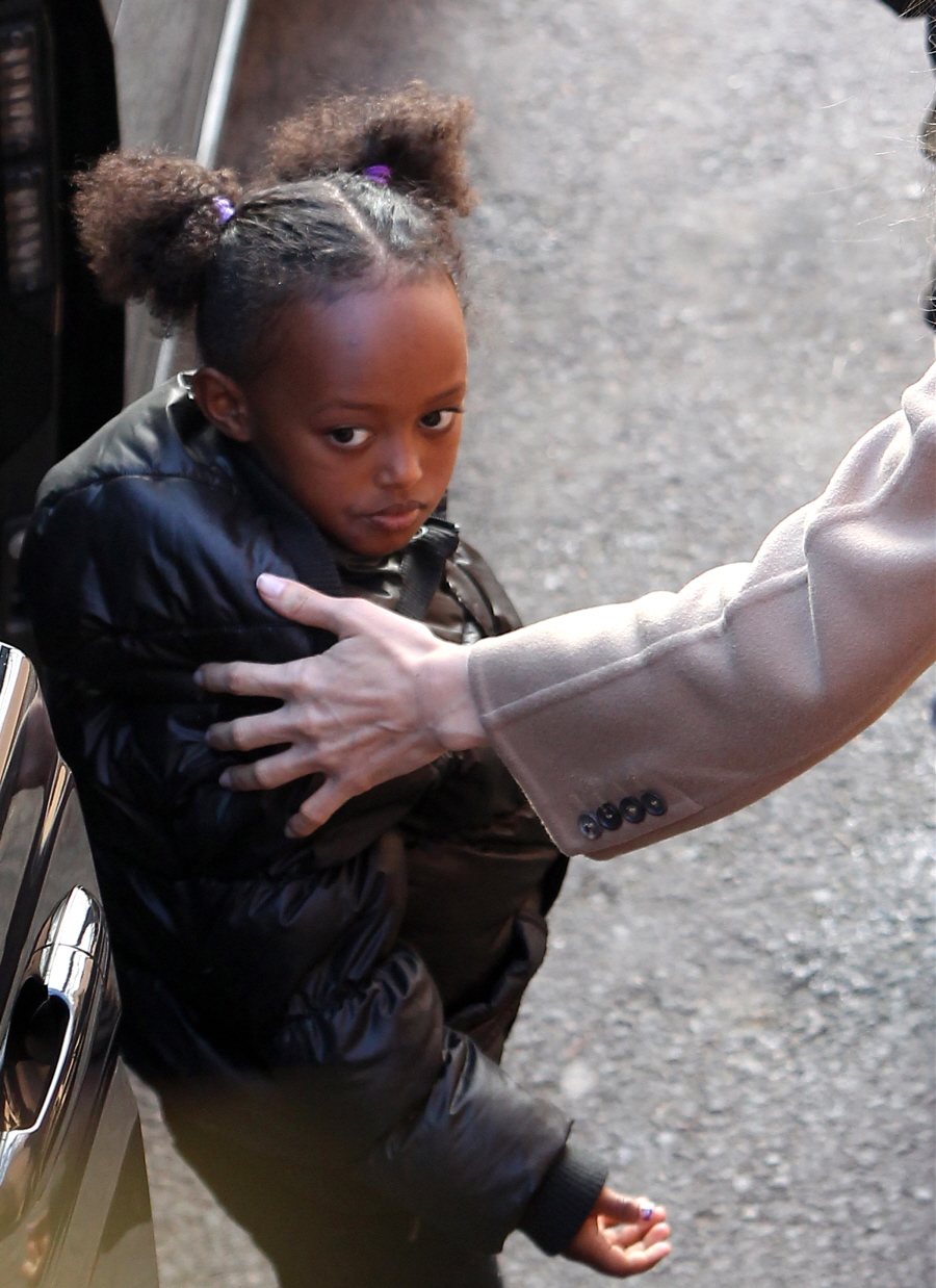 fp_6180340_ang_joliekids_113010 fp_6180340_ang_joliekids_113010