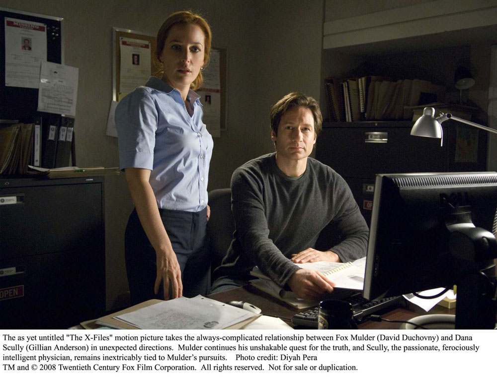 20081_the_x_files_2_002