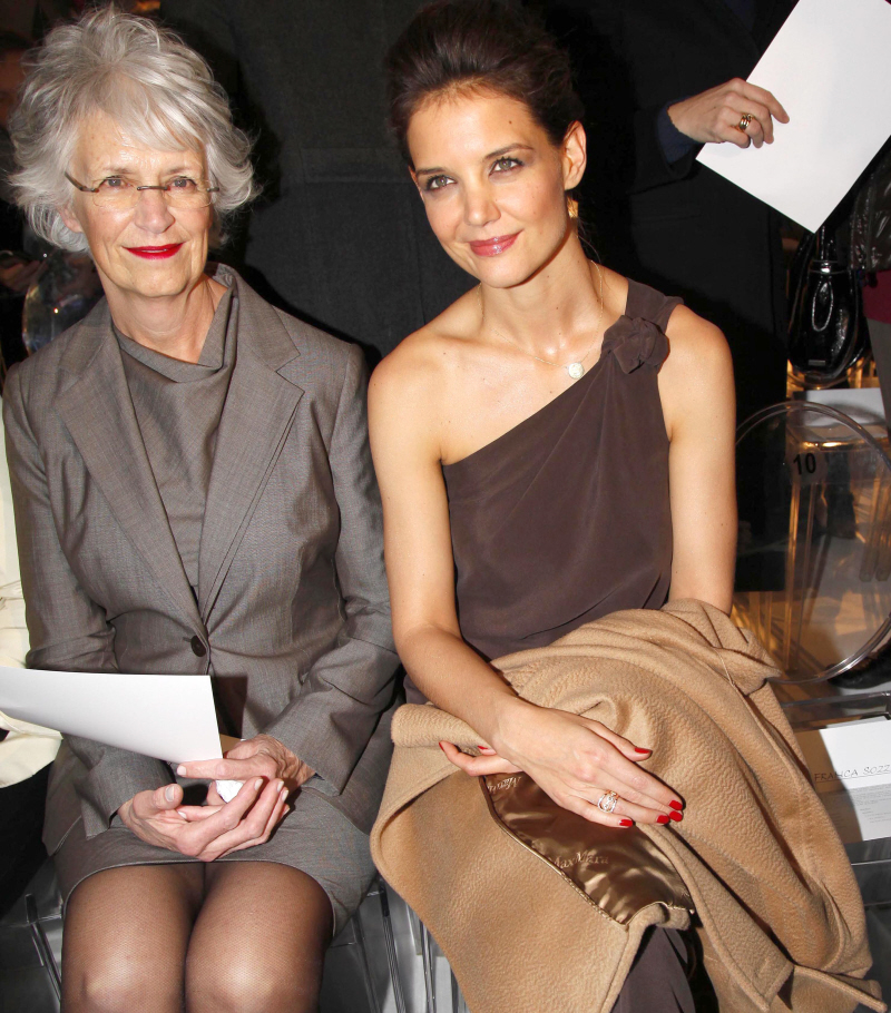 fp_6844997_lib_holmes_katie_maxmara_07_07 fp_6844997_lib_holmes_katie_maxmara_07_07