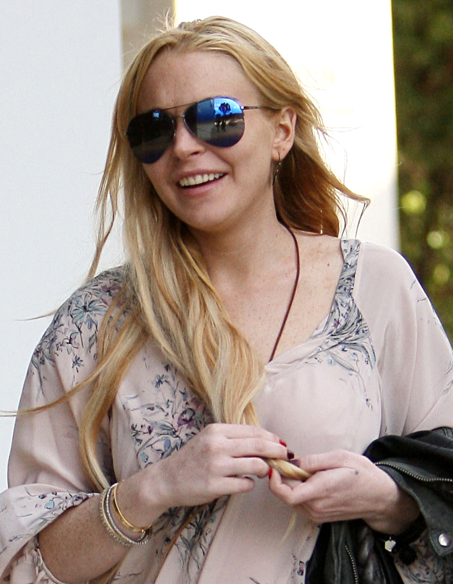 fp_6848720_lohan_lindsay_excl_fp9_24_31
