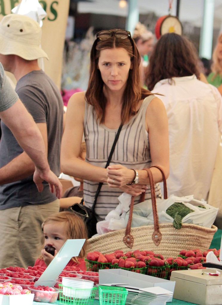 fp_7610612_garner_jennifer_