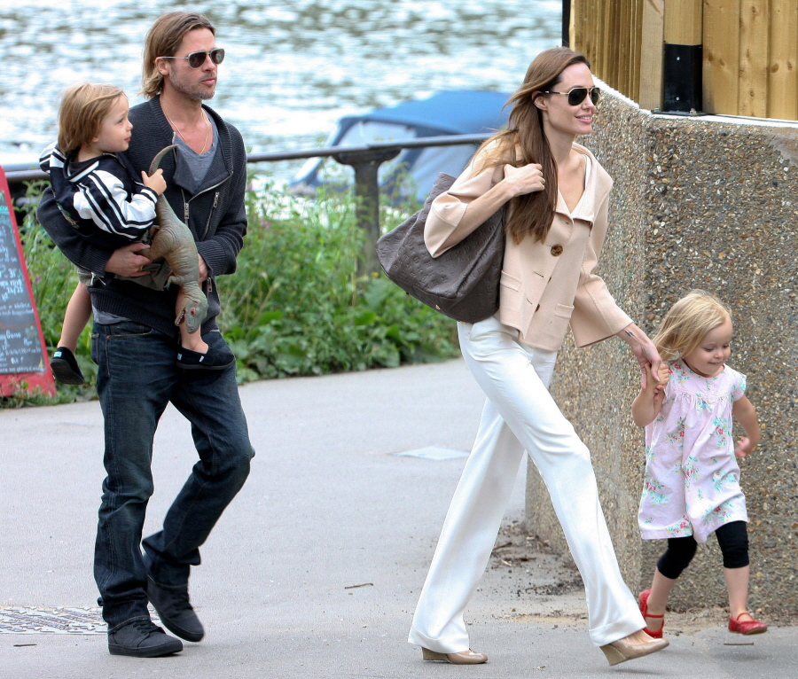 Yesterday, Brad Pitt and Angelina Jolie took the Empress, Shiloh,