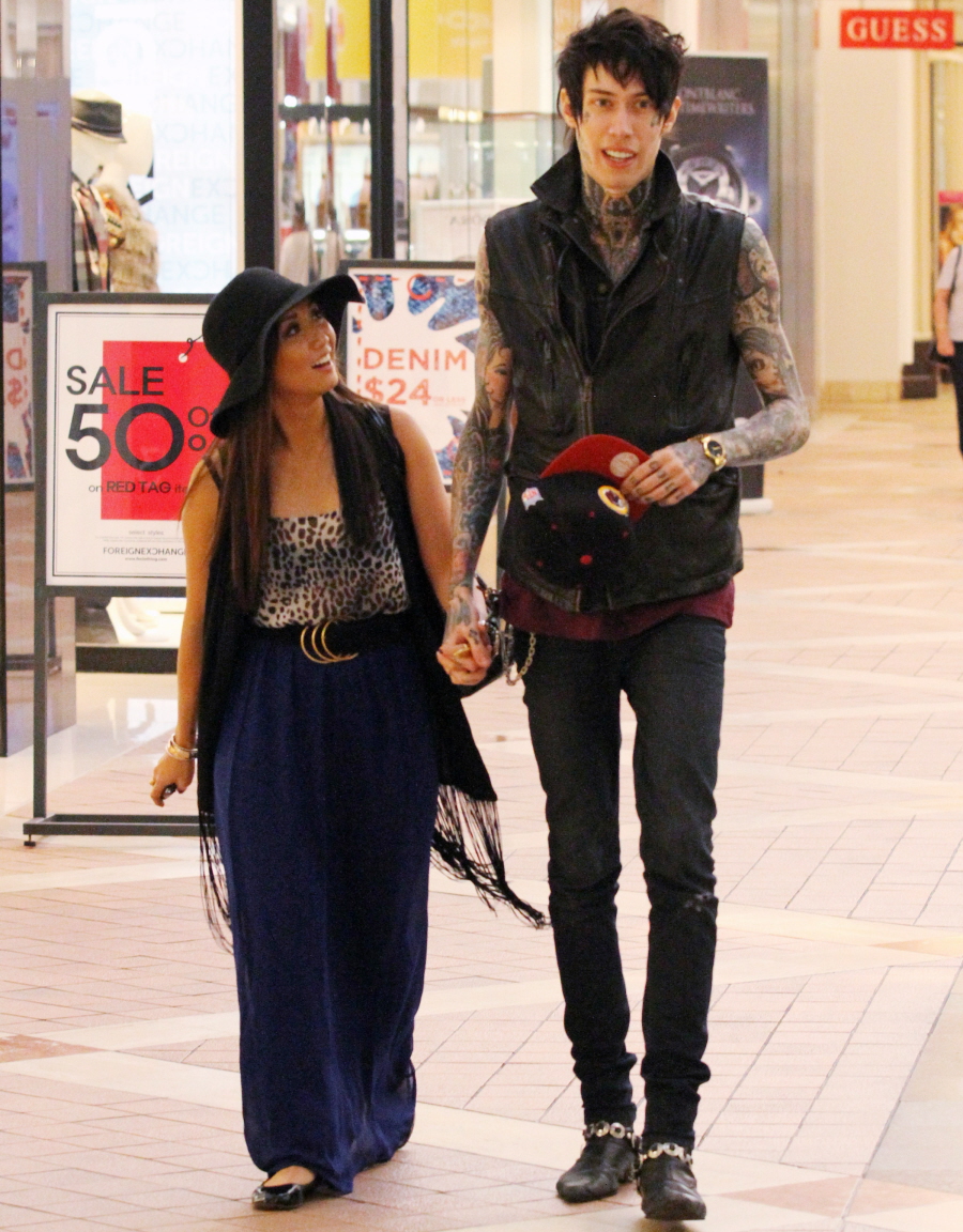 brenda song dating history Former disney channel star brenda song is officially over trace cyrus at the beginning of october, reports surfaced that she was dating her. brenda song dating history Former disney channel star brenda song is officially over trace cyrus at the beginning of october, reports surfaced that she was dating her.