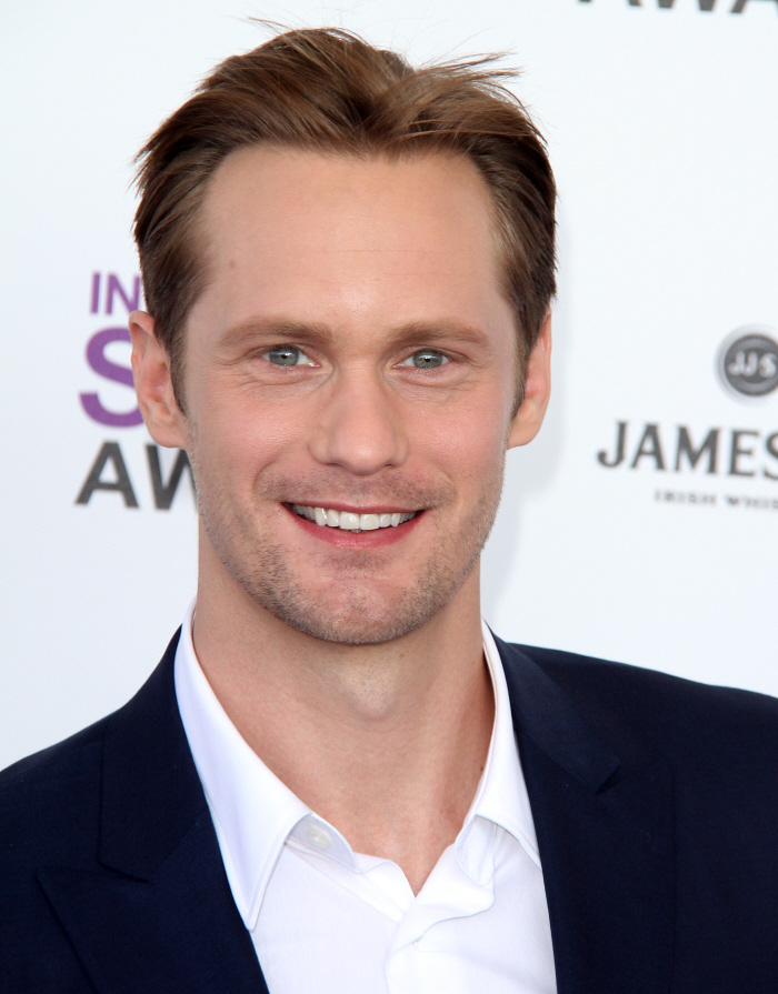 Cele bitchy Blog Archive Alex Skarsgard and Elizabeth Olsen were getting 