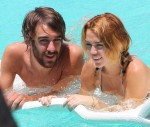 FFN_Cyrus_Miley_BRJ_061312_9182451