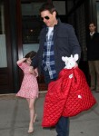 Tom Cruise And Katie Holmes Treat Suri To Family Night Out