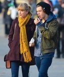 FFN_Styles_Swift_TeachFF_120212_50959761_midres FFN_Styles_Swift_TeachFF_120212_50959761_midres