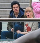 FFN_Styles_Swift_TeachFF_120212_50959778_midres FFN_Styles_Swift_TeachFF_120212_50959778_midres