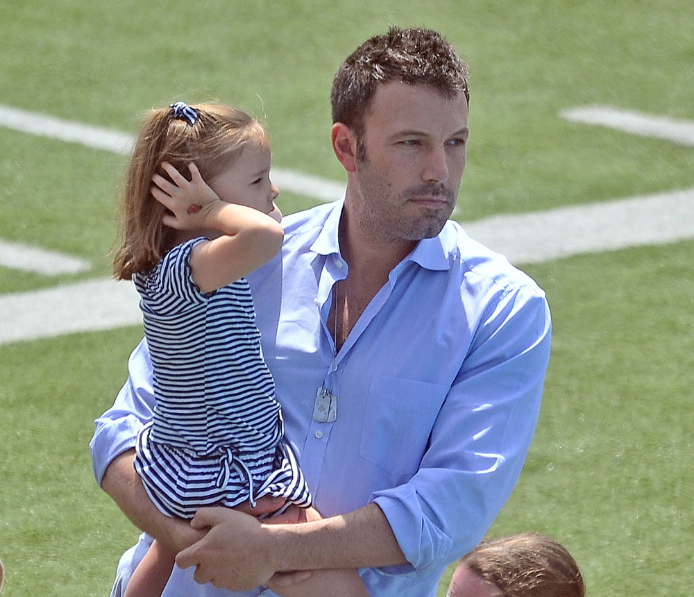 Ben Affleck and Jennifer Garner take their daughters to a children's running event in Pacific Palisades