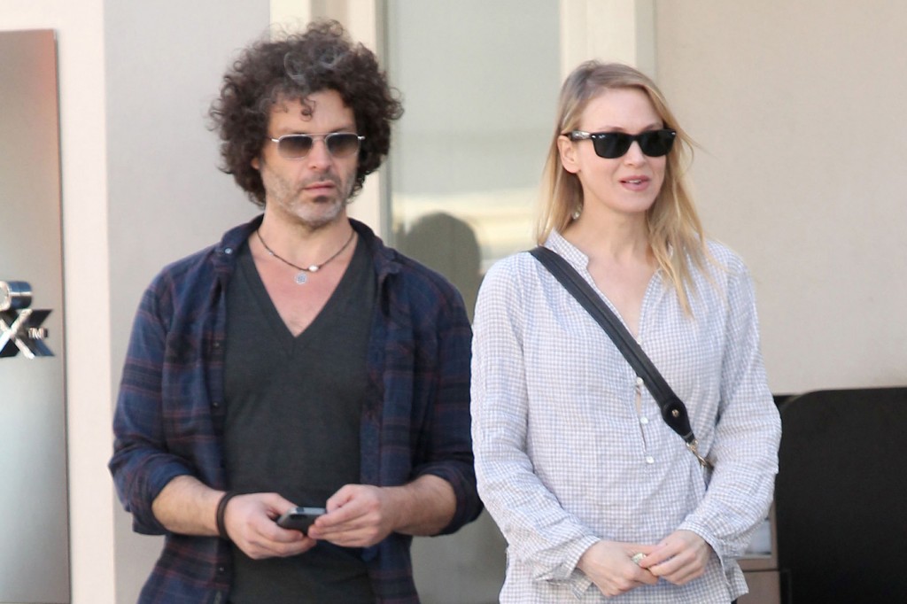 Renee Zellweger and her boyfriend Doyle Bramhall II seen going to Lancer Dermatology clinic in Los Angeles