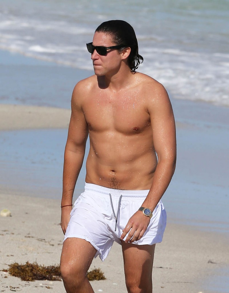 Vito Schnabel Catches Some Rays In Miami