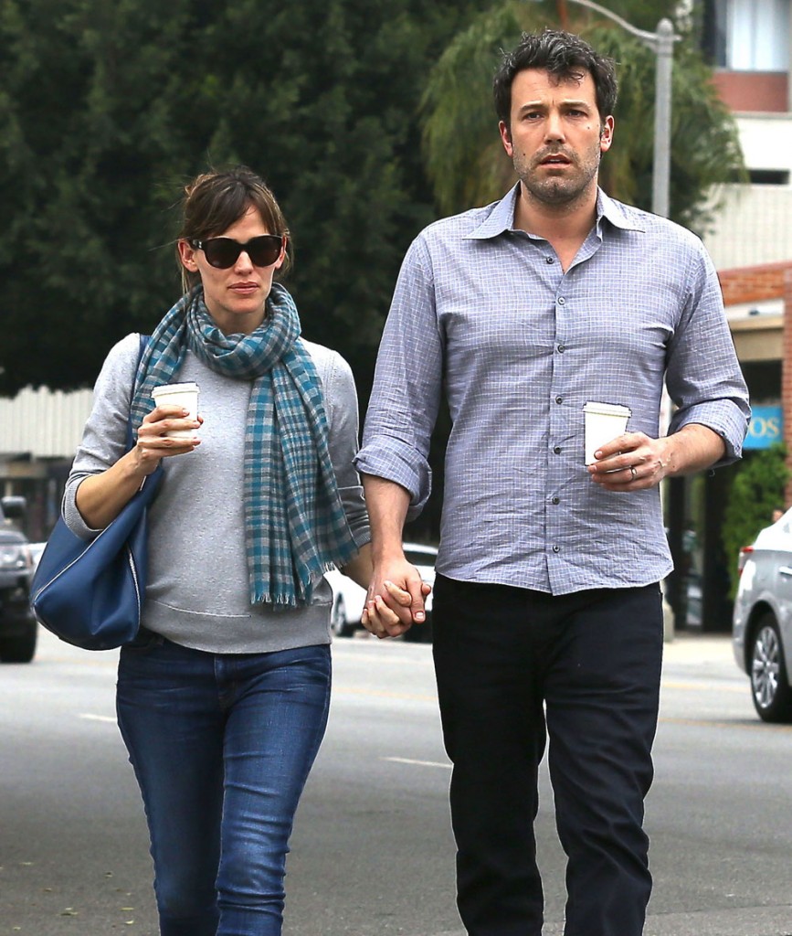 Jennifer Garner & Ben Affleck Lunch At Bricks and Scones