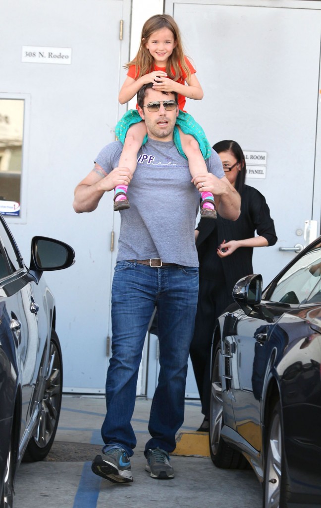 Ben Affleck Takes Seraphina Shopping In Beverly Hills