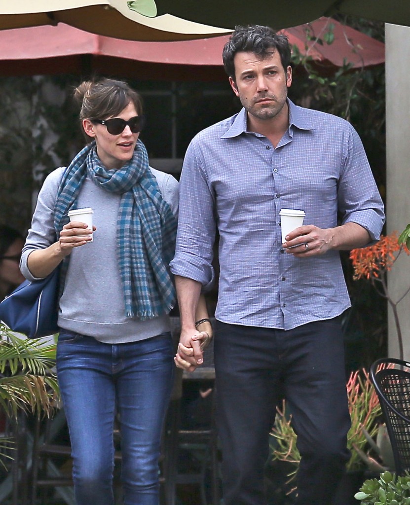 Jennifer Garner & Ben Affleck Lunch At Bricks and Scones