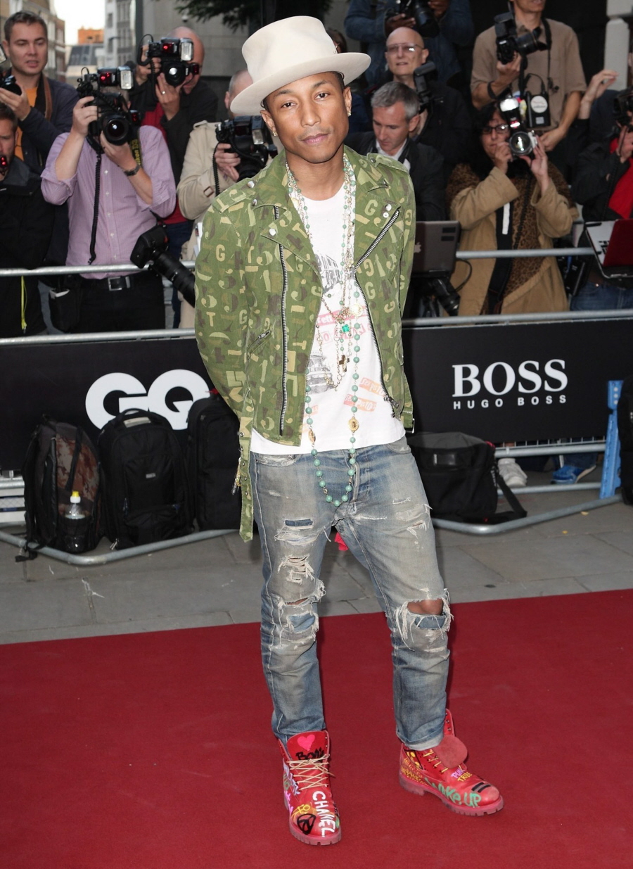 FFN_FLYUK_GQ_Awards_090214_51518373