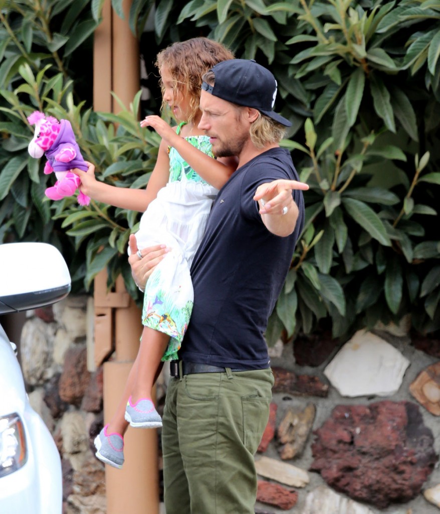 Exclusive... Gabriel Aubry Takes Nahla Out For Lunch