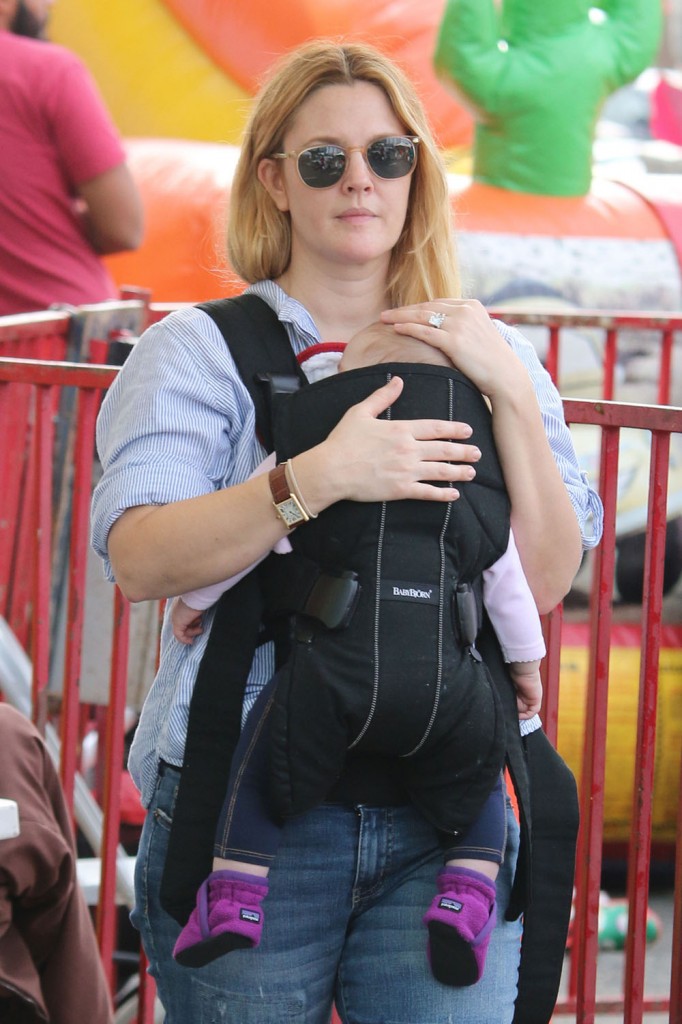 Drew Barrymore and husband Will Kopelman seen with their two kids at the farmers market in Los Angeles