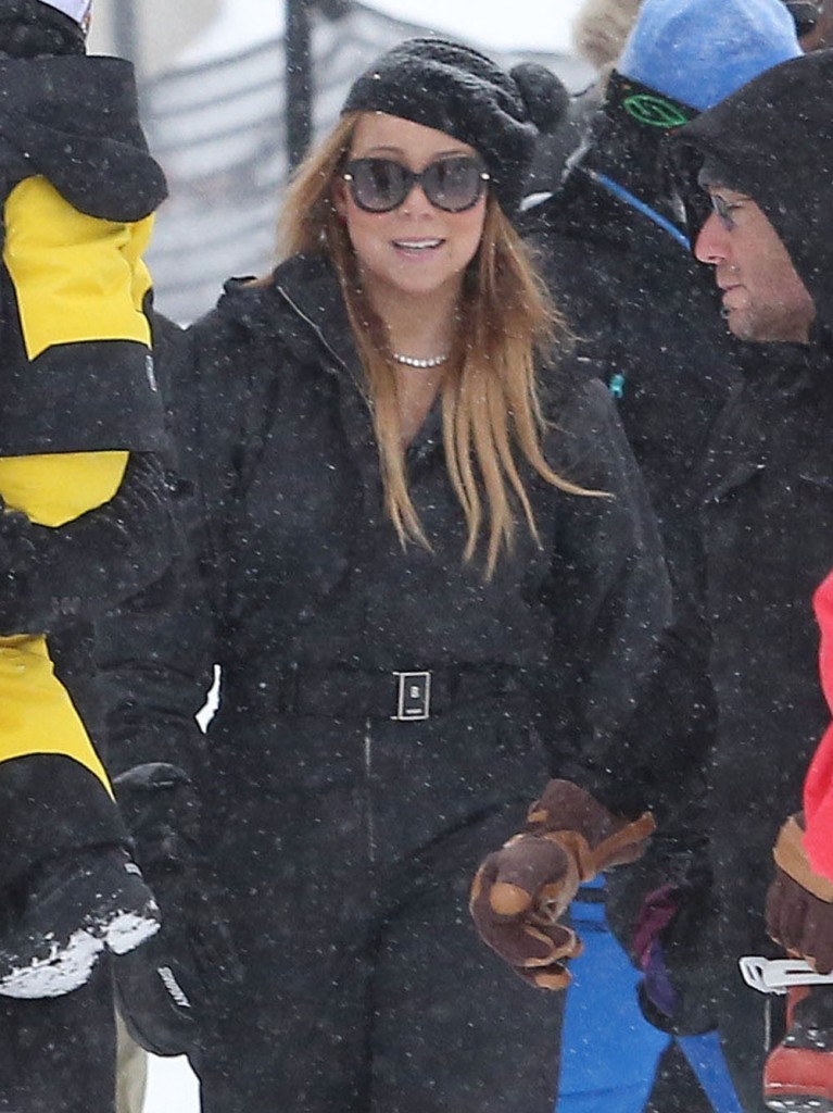 Mariah Carey Hits The Slopes With Her Kids In Aspen