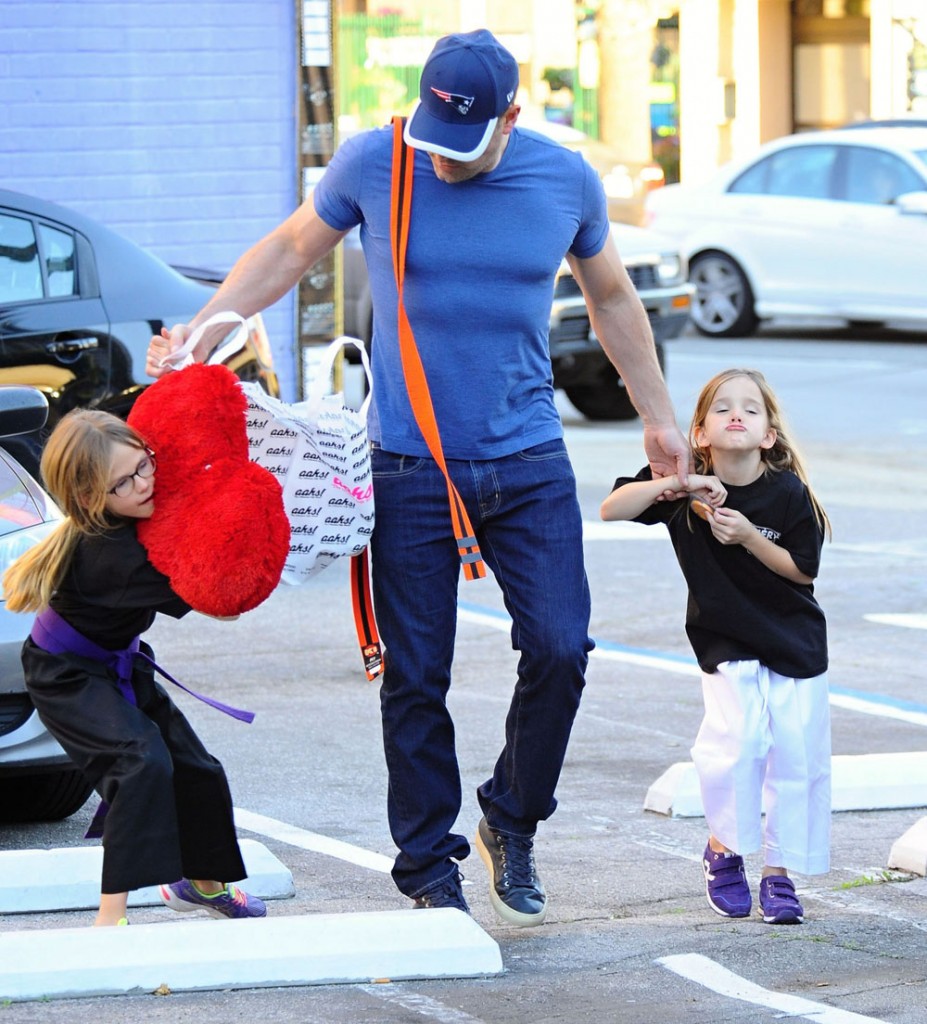 Ben Affleck Takes His Girls To Karate Class