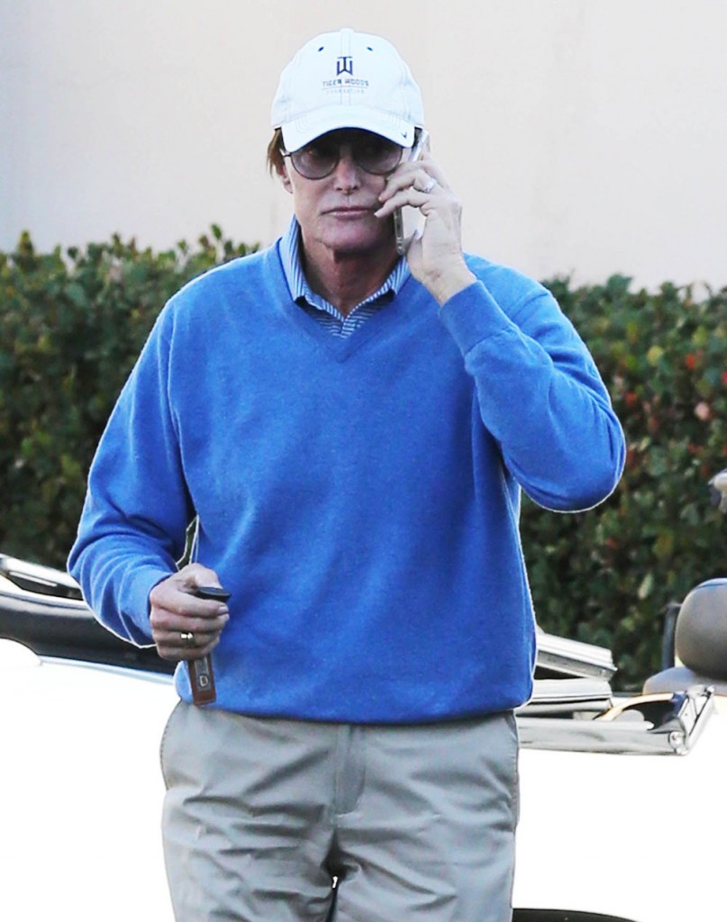 Exclusive... Bruce Jenner Is Still Wearing His Wedding Ring After Divorce Was Finalized!