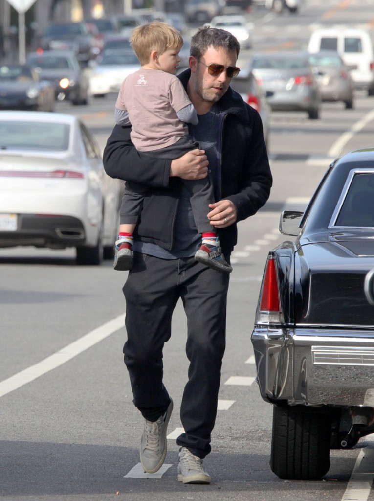 Ben Affleck Takes Samuel To Breakfast