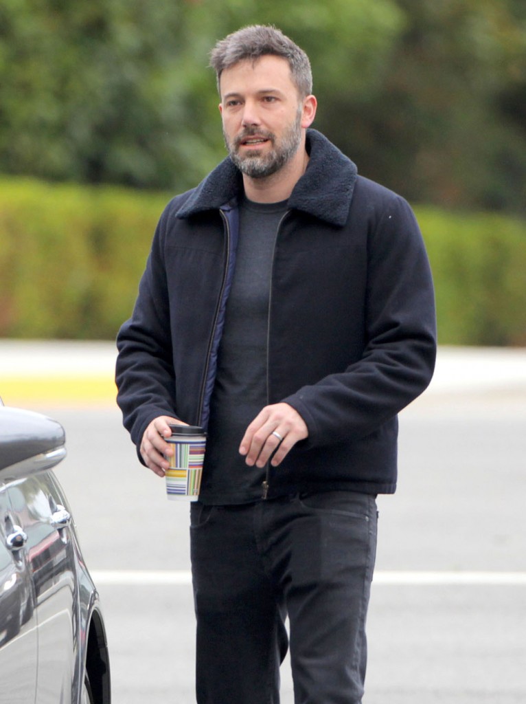 Ben Affleck Gets Coffee In Brentwood