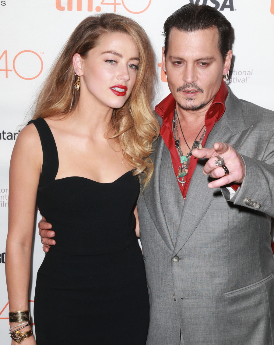 FFN_GG_BlackMass_Prem_091415_51850204