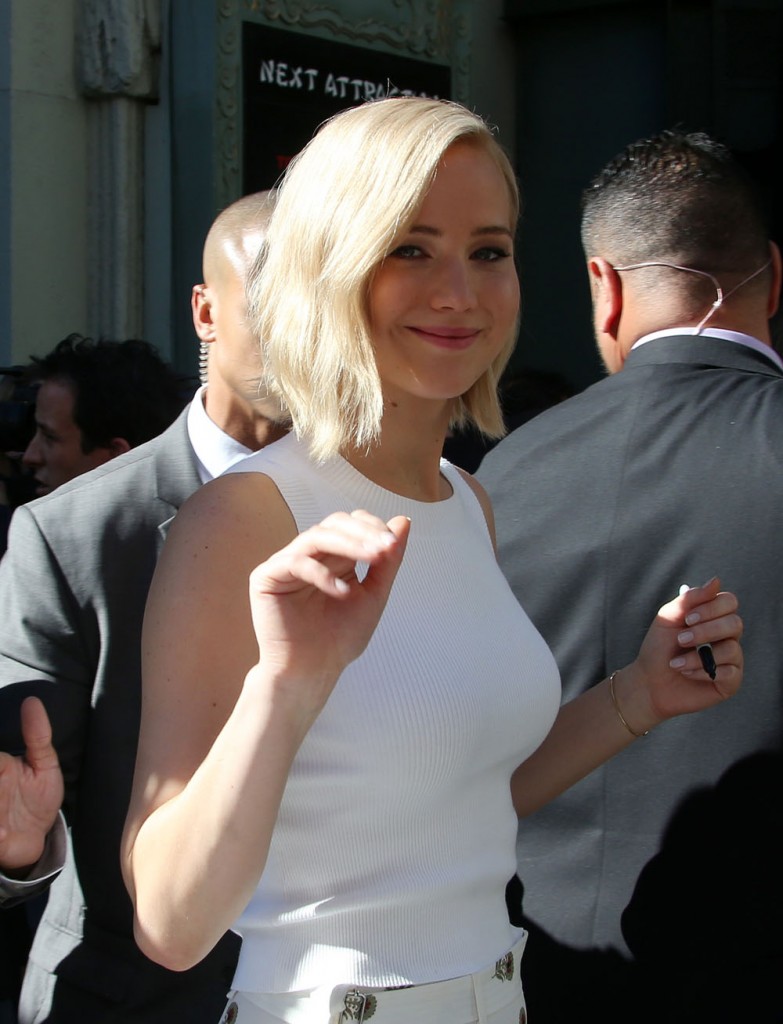 'The Hunger Games: Mockingjay, Part 2' cast hand and footprint ceremony