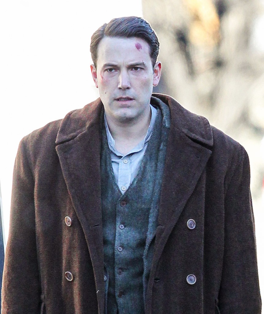 Exclusive... Ben Affleck On Set With A Large Cut And Bloody Hands