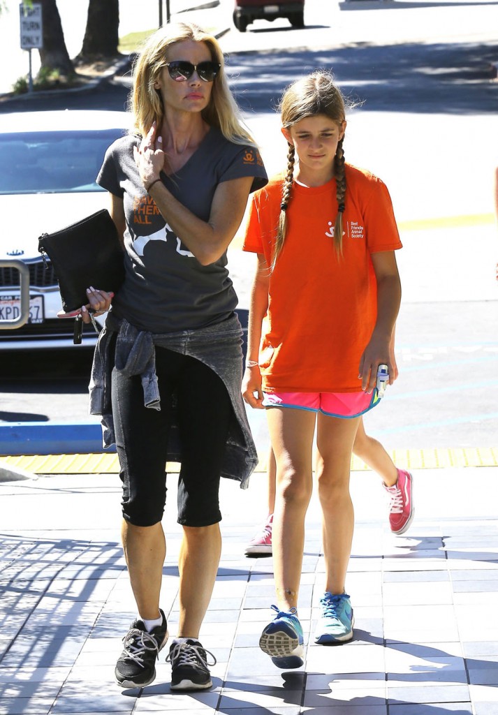 Denise Richards Takes Her Daughters Out To Lunch